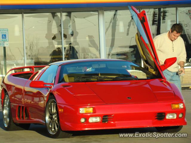 Lamborghini Diablo spotted in South Elgin, Illinois