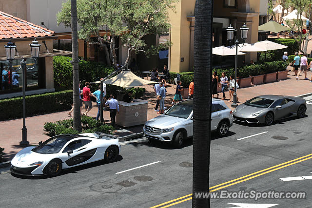 Mclaren P1 spotted in Newport Beach, California