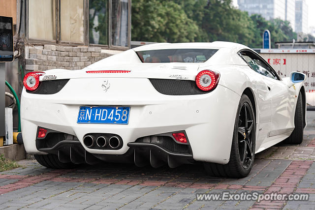 Ferrari 458 Italia spotted in Beijing, China