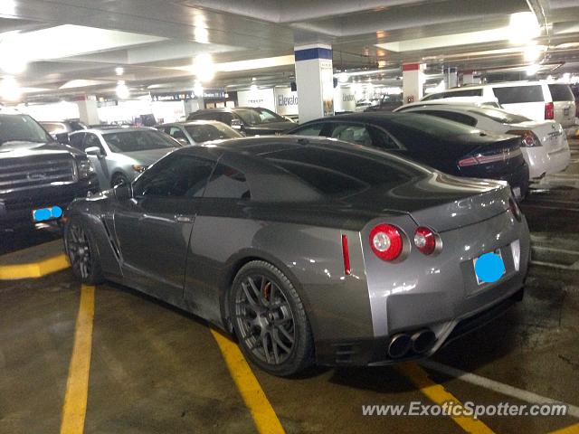 Nissan GT-R spotted in Chicago, Illinois