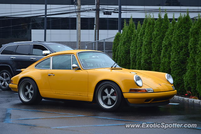 Porsche 911 spotted in Manhasset, New Jersey