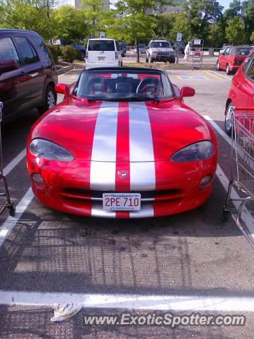 Dodge Viper spotted in Cape cod, Massachusetts