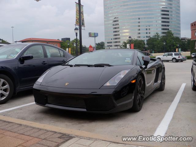 Lamborghini Gallardo spotted in Houston, Texas