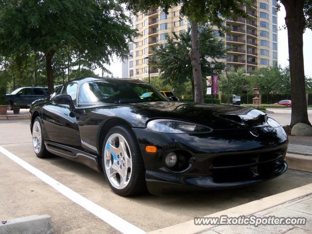 Dodge Viper spotted in Houston, Texas