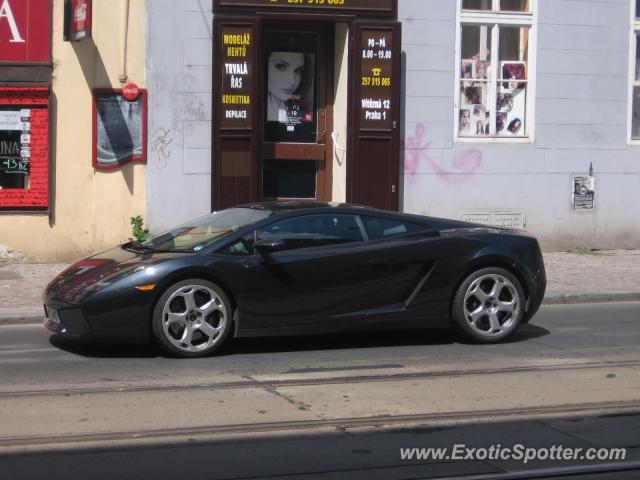 Lamborghini Gallardo spotted in Praha, Czech Republic