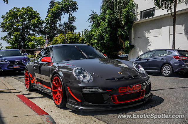 Porsche 911 GT3 spotted in Beverly Hills, California