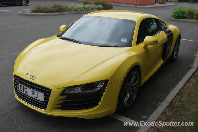 Audi R8 spotted in Oxford, United Kingdom