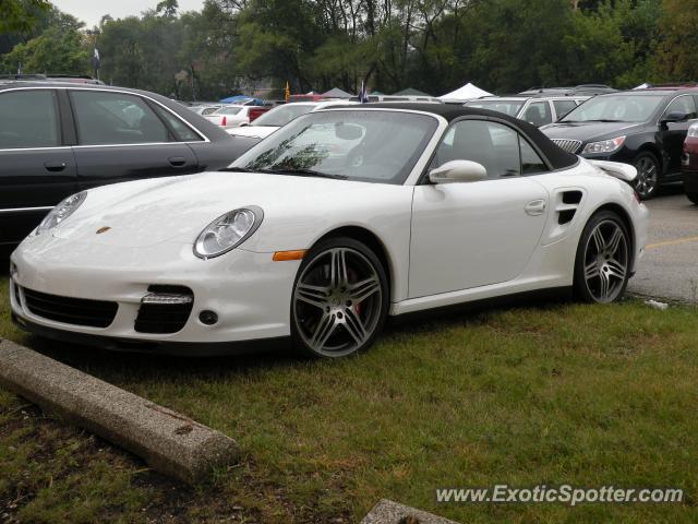 Porsche 911 Turbo spotted in Wheeling, Illinois