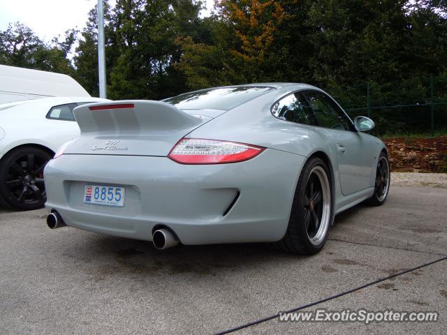 Porsche 911 spotted in Dijon, France