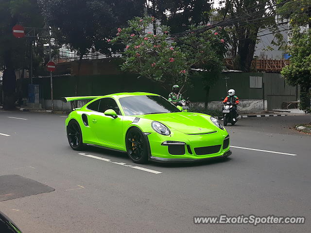 Porsche 911 GT3 spotted in Jakarta, Indonesia