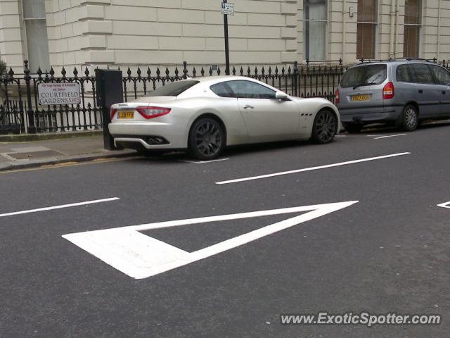 Maserati GranTurismo spotted in Londra, United Kingdom