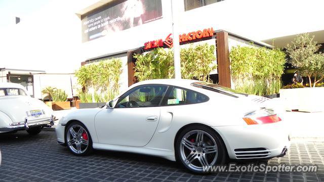 Porsche 911 Turbo spotted in Guadalajara, Mexico