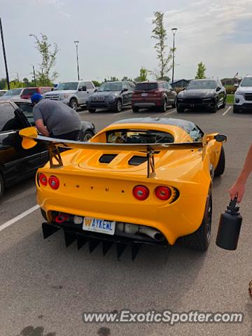 Lotus Elise spotted in Pontiac, Michigan