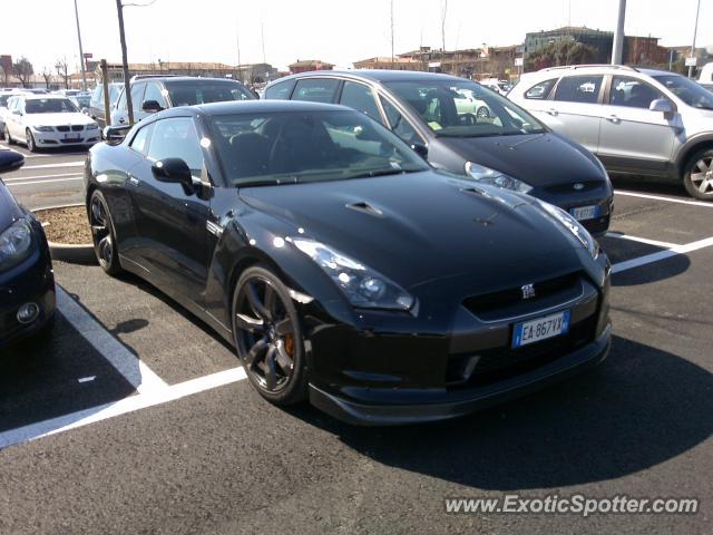 Nissan Skyline spotted in Verona, Italy