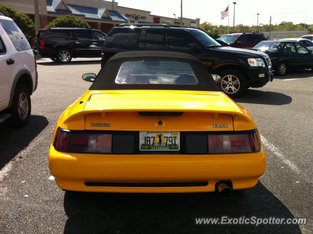 Lotus Esprit spotted in Jacksonville, Florida