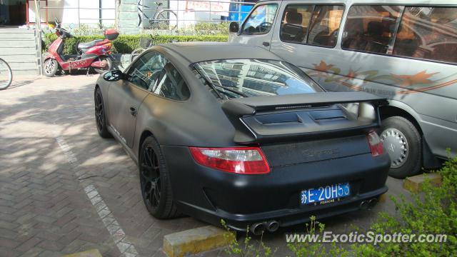 Porsche 911 spotted in SHANGHAI, China