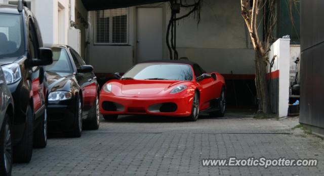 Ferrari F430 spotted in Istanbul, Turkey