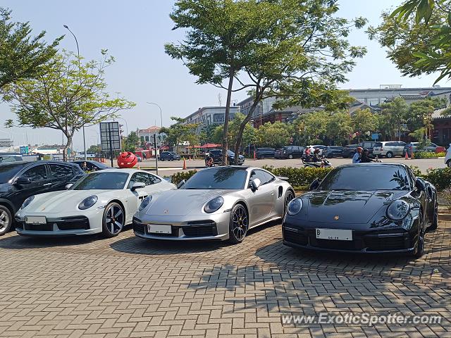 Porsche 911 Turbo spotted in Jakarta, Indonesia