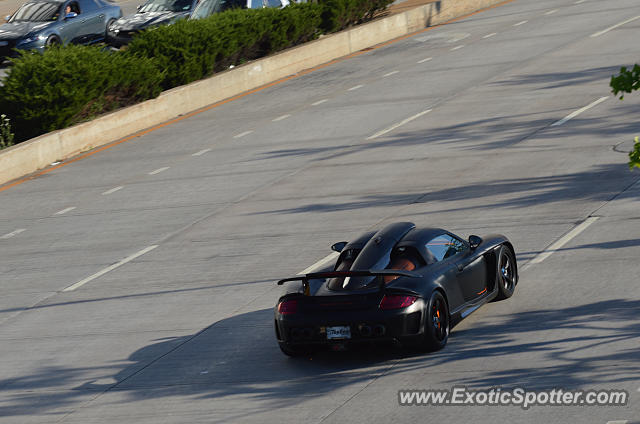 Porsche Carrera GT spotted in Manhattan, New York