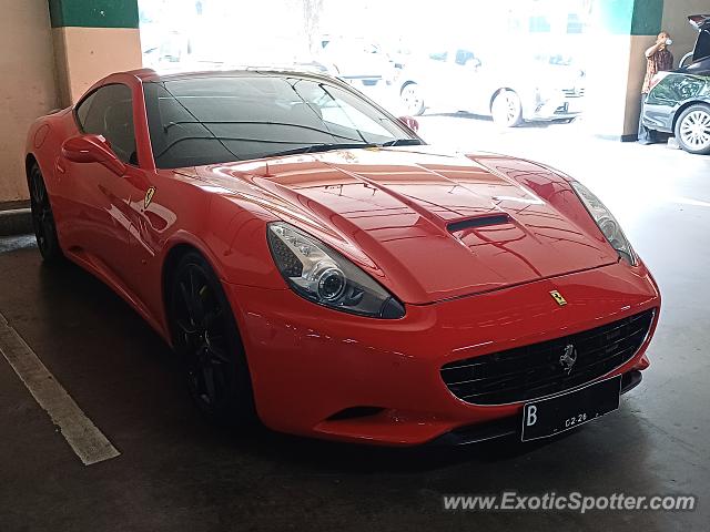 Ferrari California spotted in Jakarta, Indonesia