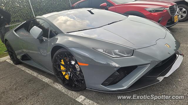 Lamborghini Huracan spotted in Medellin, Colombia