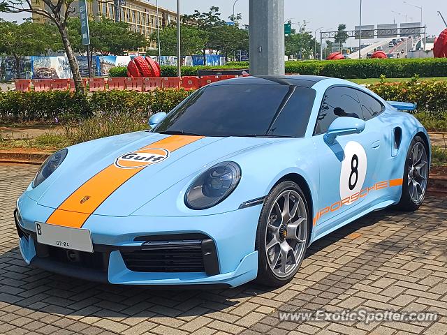 Porsche 911 Turbo spotted in Jakarta, Indonesia