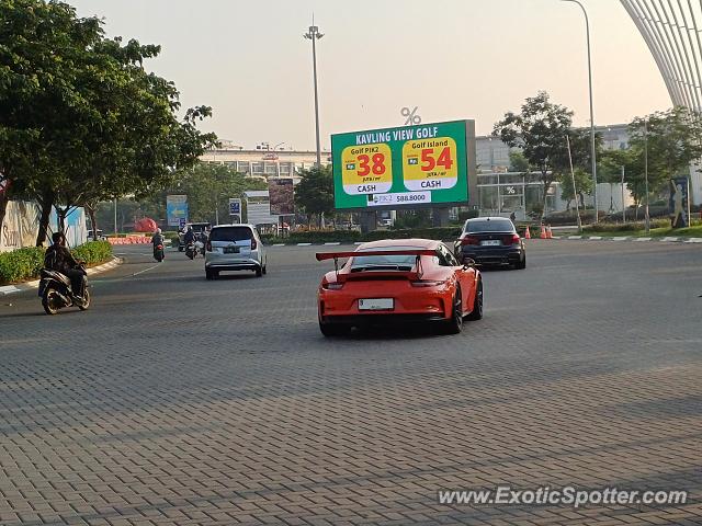 Porsche 911 GT3 spotted in Jakarta, Indonesia