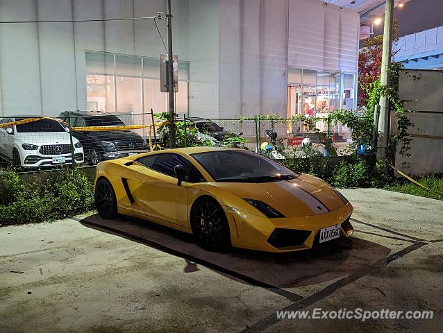 Lamborghini Gallardo spotted in Taipei, Taiwan