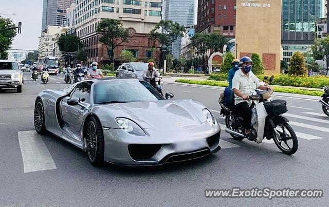 Porsche 918 Spyder spotted in HCM, Vietnam