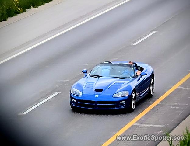 Dodge Viper spotted in Suamico, Wisconsin