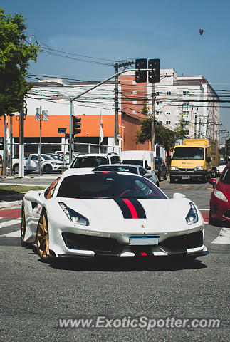 Ferrari 488 GTB spotted in São Paulo, SP, Brazil