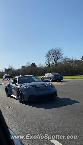 Porsche 911 GT3 spotted in Glenview, Illinois