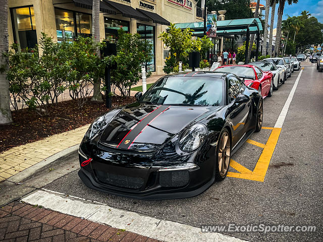 Porsche 911 GT3 spotted in Naples, Florida