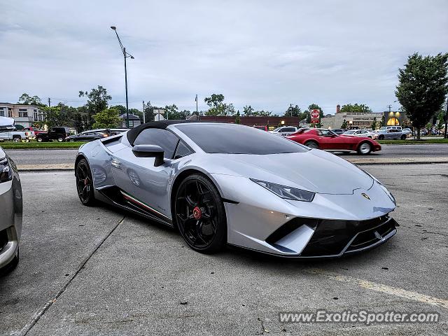 Lamborghini Huracan spotted in Birmingham, Michigan