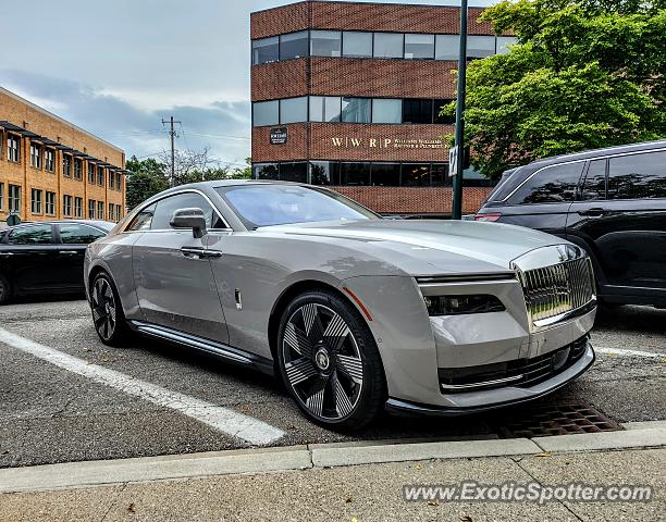 Rolls-Royce Ghost spotted in Birmingham, Michigan