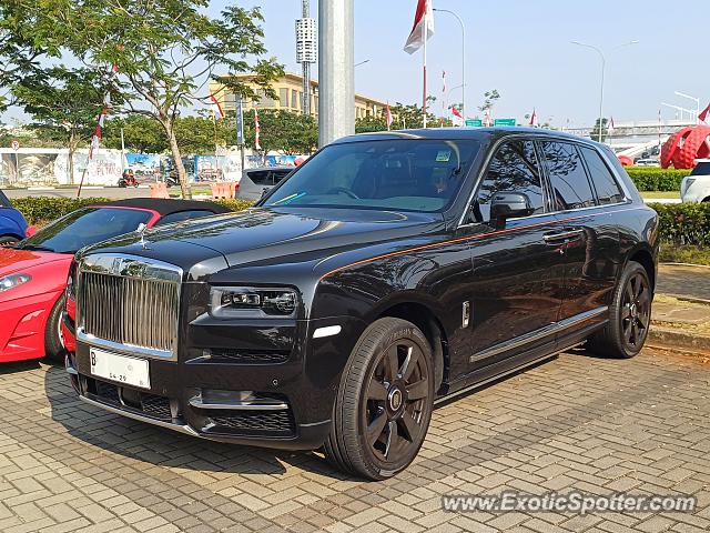 Rolls-Royce Cullinan spotted in Jakarta, Indonesia