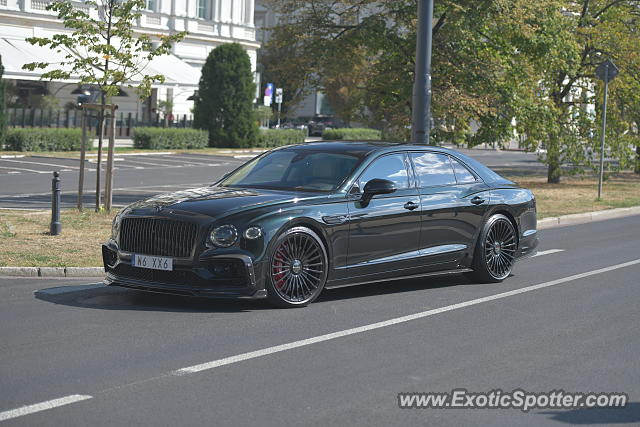 Bentley Flying Spur spotted in Warsaw, Poland