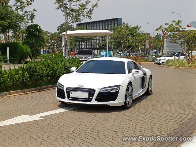 Audi R8 spotted in Jakarta, Indonesia