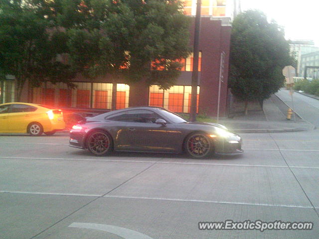 Porsche 911 GT3 spotted in Seattle, Washington