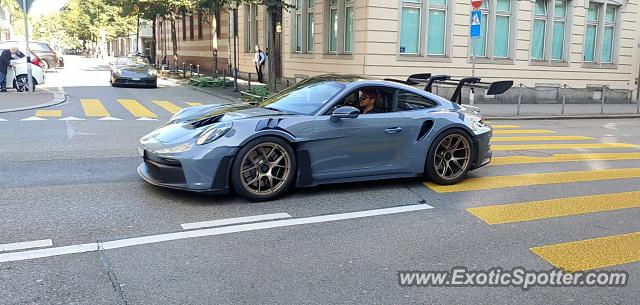 Porsche 911 GT3 spotted in Zürich, Switzerland