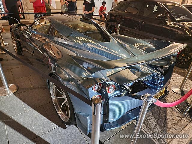 Pagani Huayra spotted in Warsaw, Poland