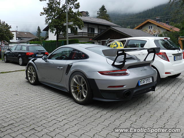 Porsche 911 GT2 spotted in Garmisch, Germany