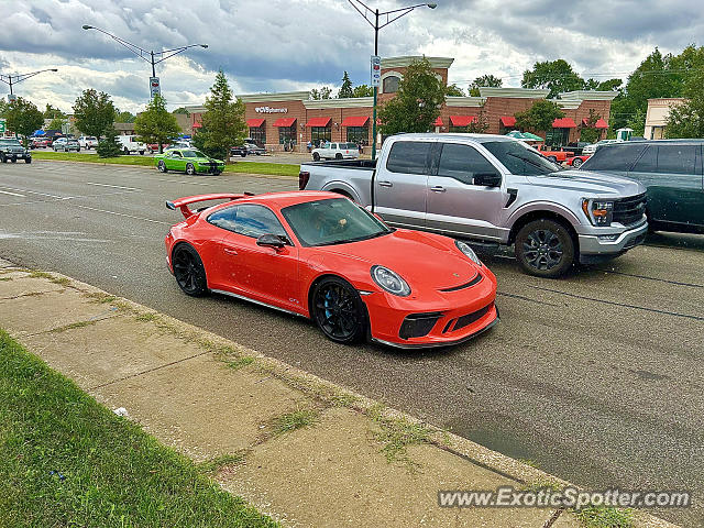 Porsche 911 GT3 spotted in Birmingham, Michigan