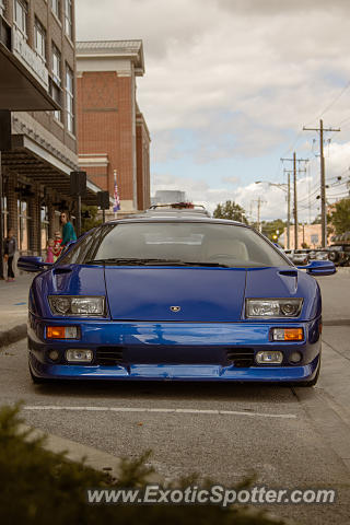 Lamborghini Diablo spotted in Carmel, Indiana