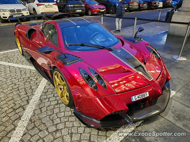 Pagani Huayra spotted in Warsaw, Poland