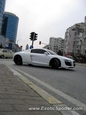 Audi R8 spotted in Istanbul, Turkey