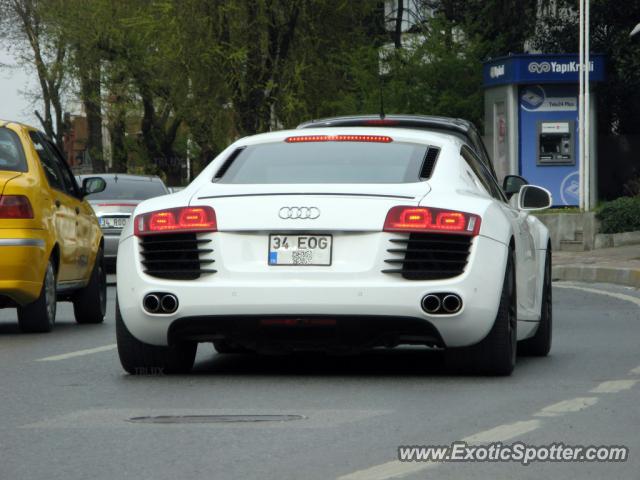 Audi R8 spotted in Istanbul, Turkey