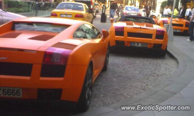 Lamborghini Gallardo spotted in Istanbul, Turkey