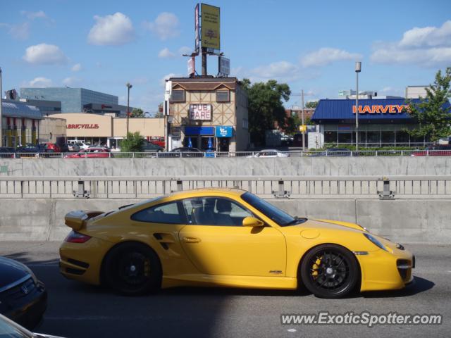 Porsche 911 GT2 spotted in Montreal, Canada