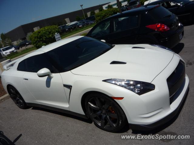 Nissan Skyline spotted in Mississauga, Canada